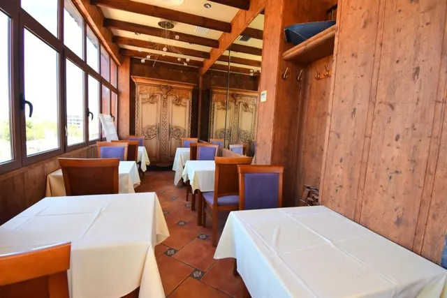 Local comercial 172m² en venta - Villamartín-Las Filipinas — 8