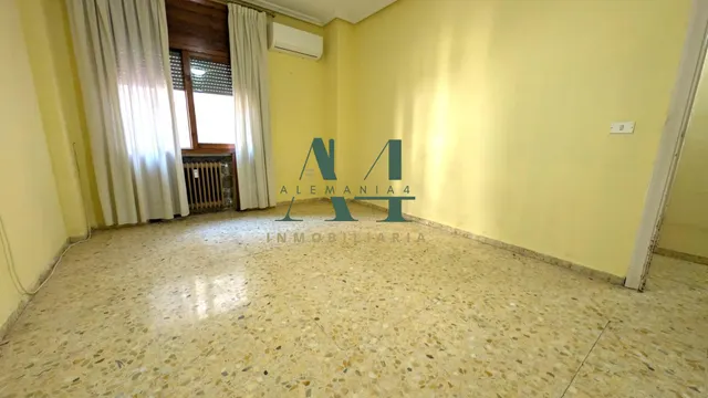 Amplio Piso en la Cruz de los Caídos - Oportunidad Única — 19