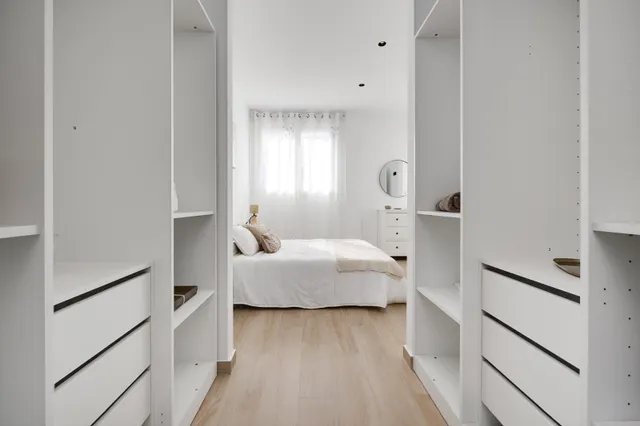 Villa moderna de 3 dormitorios con piscina privada en Aguas Nuevas, Torrevieja — 50