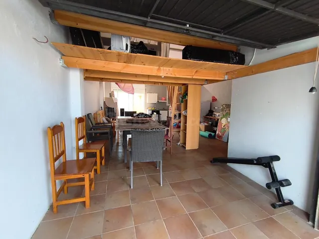 Casa adosada en venta en Montferri en venta con inquilinos ( - foto 3