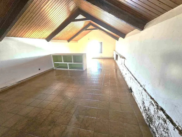 CASA EN CABRILS — 10