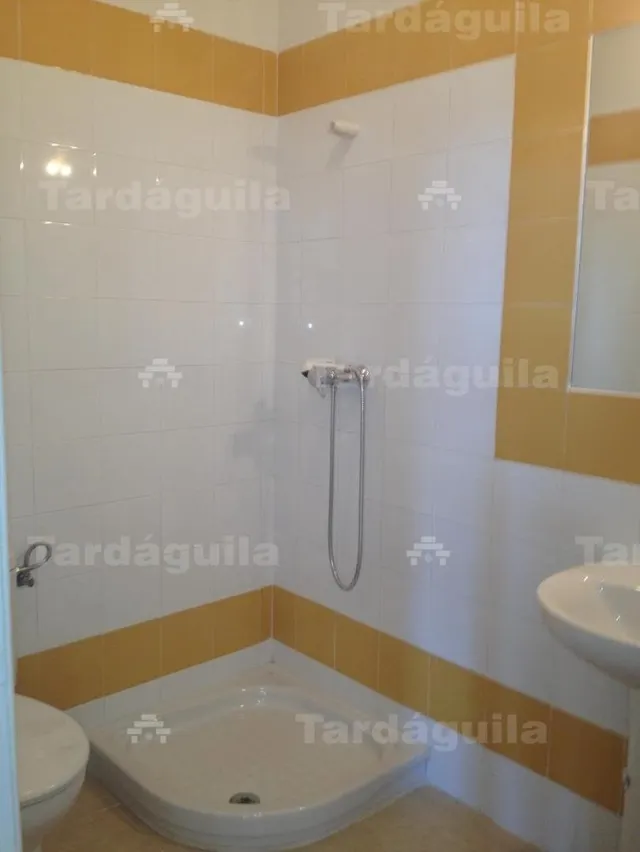 OFICINA DE 100 M2 EN EL POLIGONO LOS VILLARES - foto 3