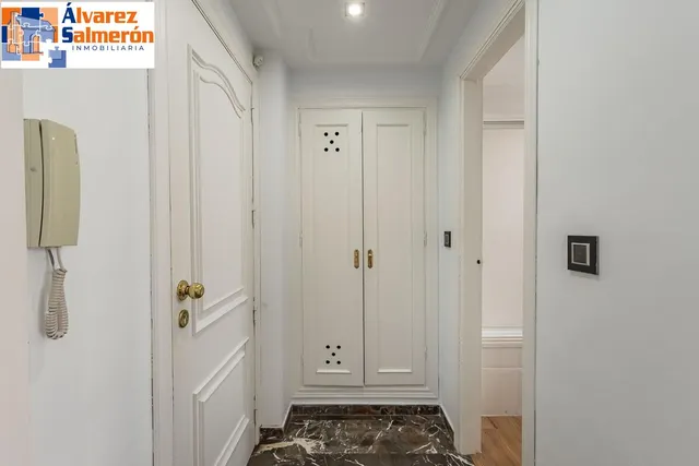 PISO CON LICENCIA TURISTICA EN CALLE NAVAS — 13