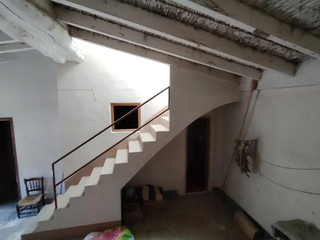 Gran casa en Pedralba para reformar con muchas posibilidades — 23