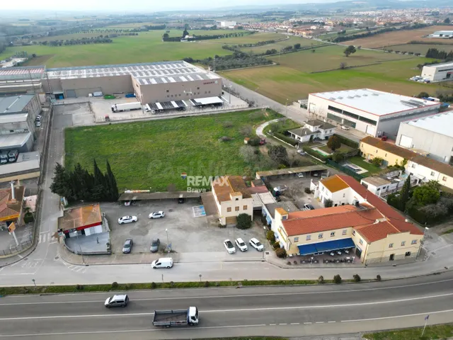 Figueres, Vilafant | Gran oportunidad de inversión: solar co - foto 3