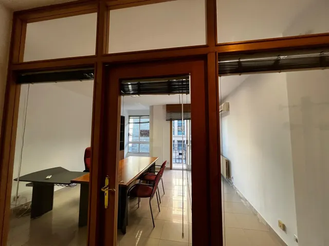 !!!!SE ALQUILA AMPLIA Y MUY BIEN UBICADA OFICINA¡¡¡¡ — 18