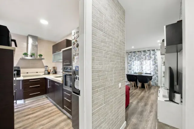 Piso en planta baja con patio privado, ascensor y azotea com - foto 2