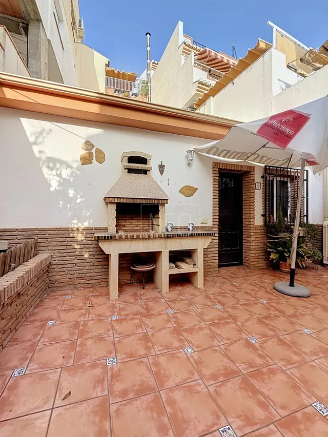 CHALET ADOSADO EN CALLE CAZADOR, HUETOR VEGA — 15
