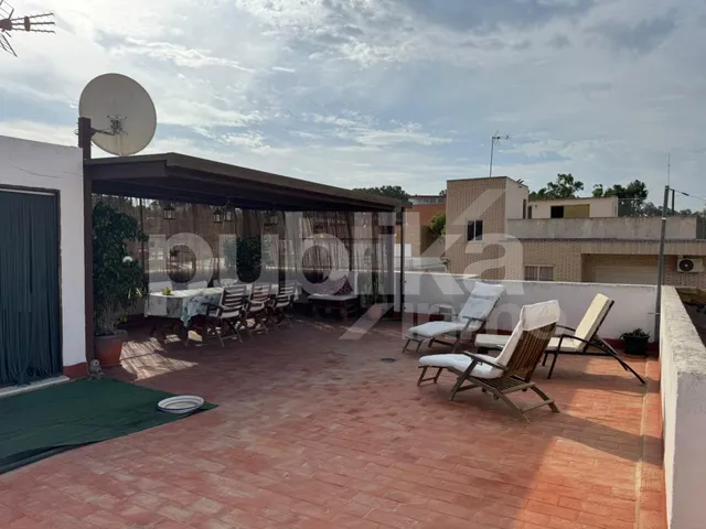 Casa 4 habitaciones 439m² en venta - CENTRO — 50