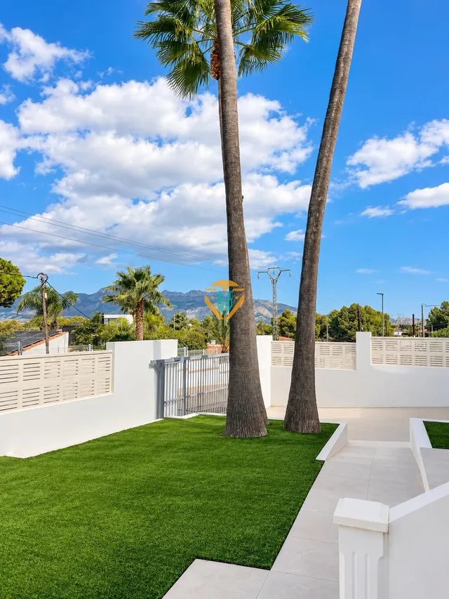 CHALET INDEPENDENTE EN EL ALBIR — 8