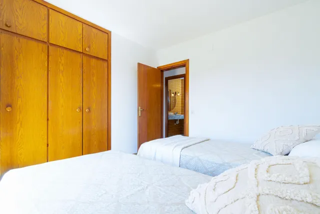 Casa/Chalet independiente de estilo rústico, en Bon Relax, Sant Pere Pescador, a 1Km del mar. — 35