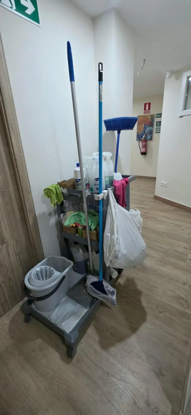 Hotel de 2 estrellas reformado en La Marina de Elche, zona Guardamar — 4