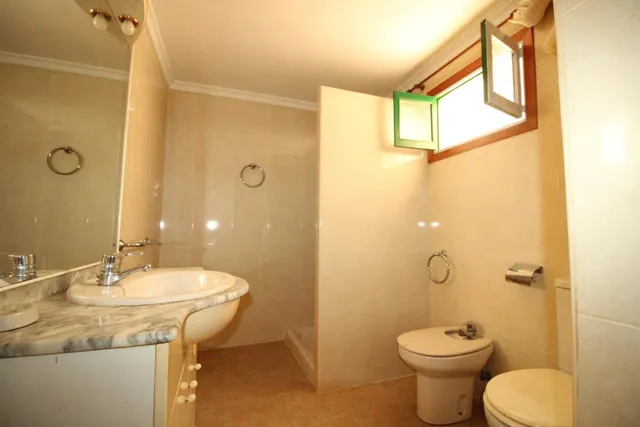 Casa con encanto, amplios espacios y muchas posibilidades en Albujón — 15
