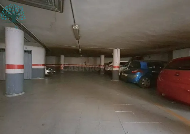 GARAJE Y TRASTERO EN VENTA EN CALLE LA VIA — 5