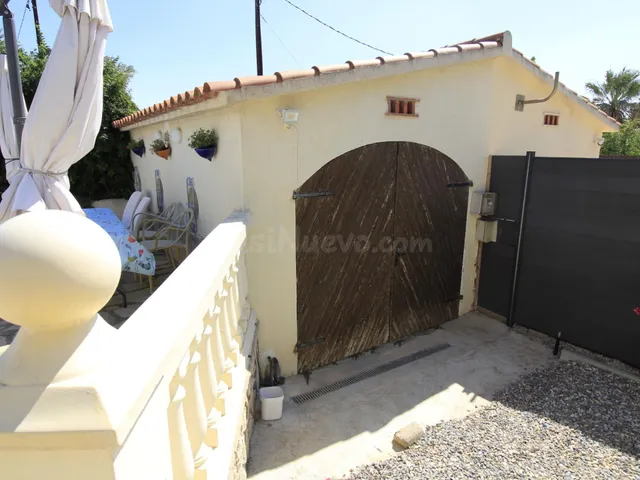 Casa con piscina en centro de Miami Playa - foto 4