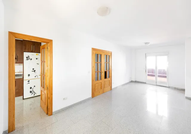 CASA ADOSADA CON GRANDES POSIBILIDADES EN EL CENTRO DE ARMILLA - GRANADA — 6