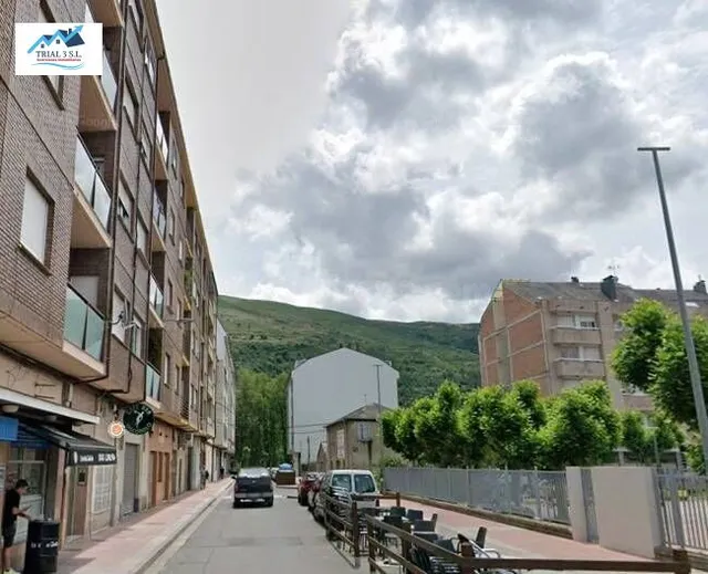 Venta Local o Almacén en Barco de Valdeorras - Ourense — 2