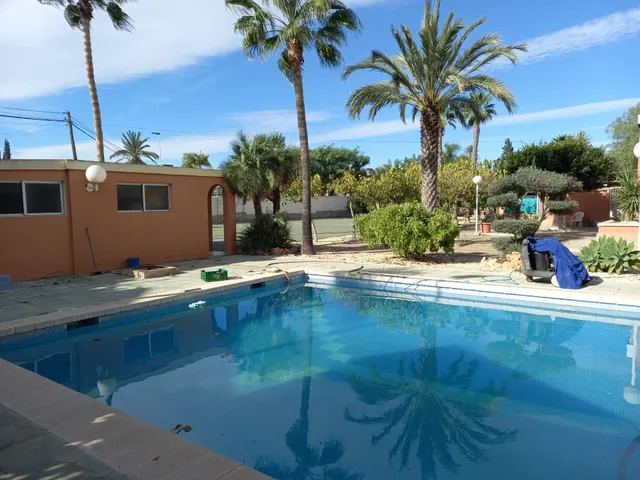 SE VENDE CHALET — 15