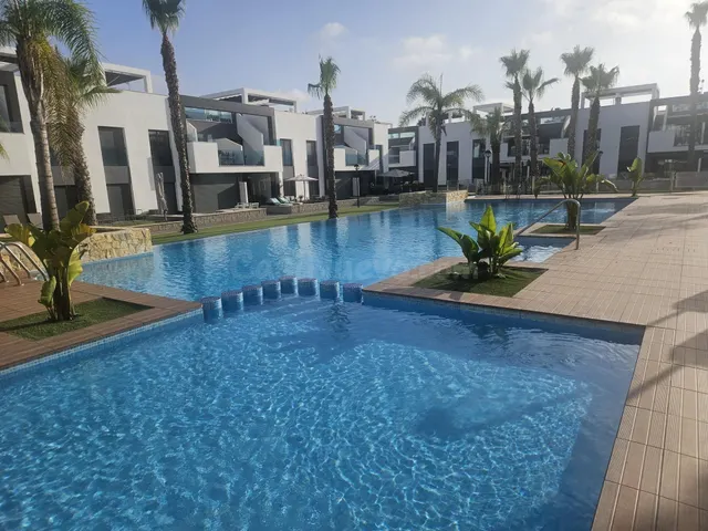 Apartamento 2 habitaciones 84m² en venta - EL RASO — 4