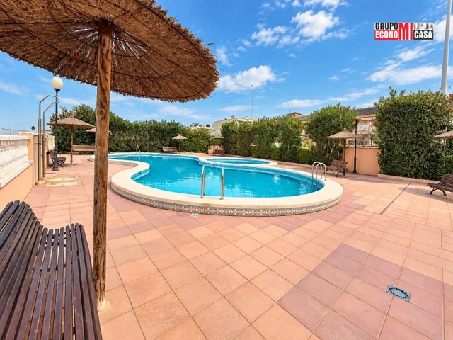 Chalet adosado de 2 dormitorios con terraza, piscina y sol de tarde en Gran Alacant — 37