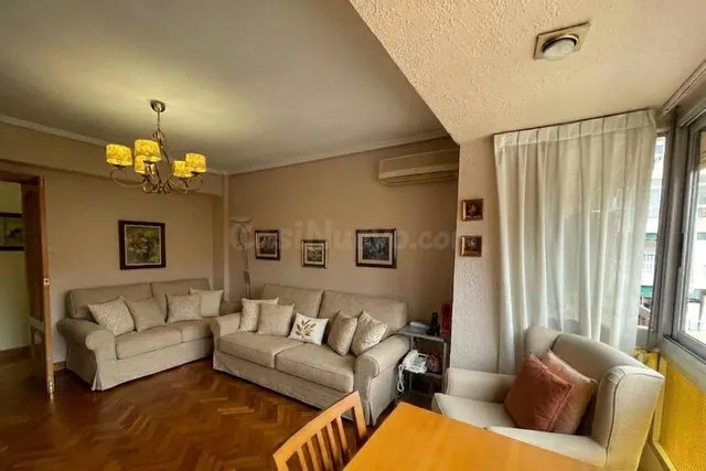 Patraix.Piso reformado en calle Fontanares - foto 4
