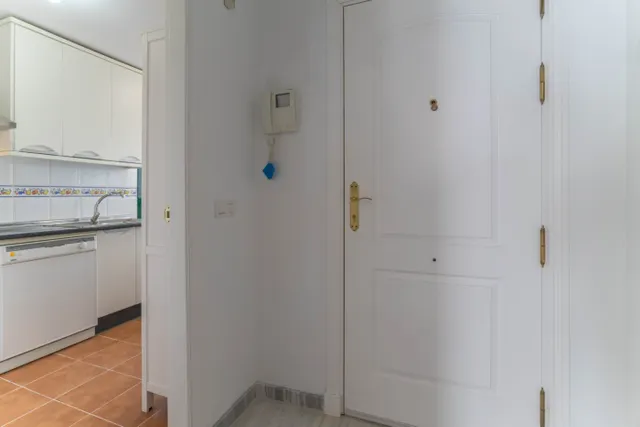 APARTAMENTO EN ALHAURIN GOLF CON TERRAZA CON BUENAS VISTAS, PARKING Y PISCINA Y JARDÍN COMUNITARIO — 34