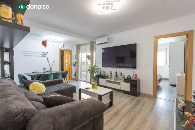 Piso con terraza de 31 m2 y cochera en el centro de hijar — 3