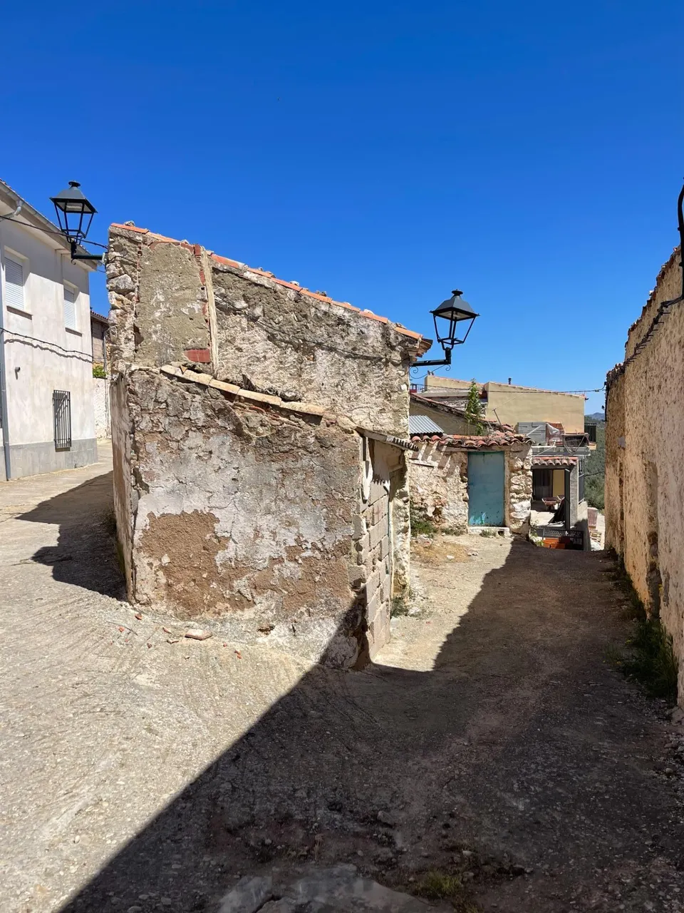 AMPLIA VIVIENDA RUSTICA EN BOCHE, ALBACETE