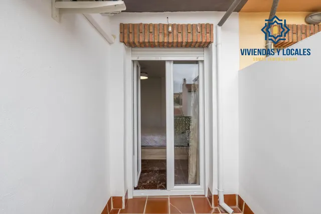Encantadora Casa Reformada en Ogijares con Vistas y Espacios para Disfrutar — 26