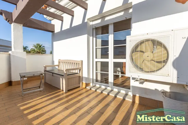 Exclusiva !!casa adosada en esquina con patio privado, piscina y aparcamiento propio en costa ballena, Rota — 39