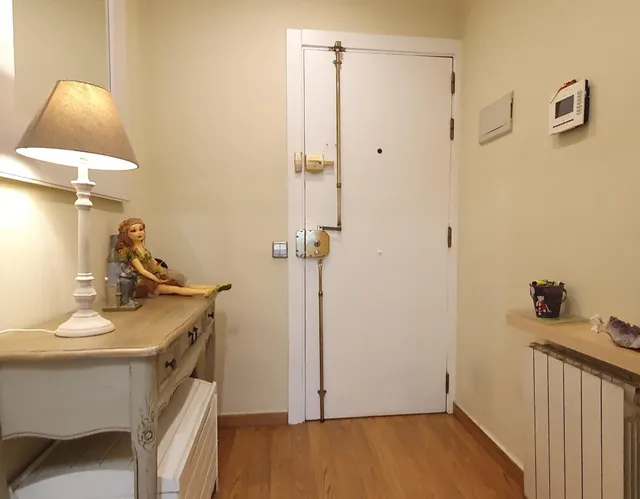 PISO DE 2 habitaciones CON BALCON, PATIO Y TRASTERO EN LA CREU DE BARBERÀ — 6