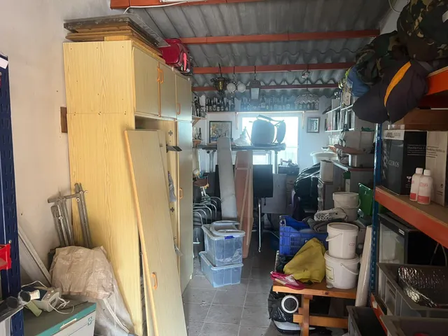 Chalet en Orito en urbanización La Capitana — 34