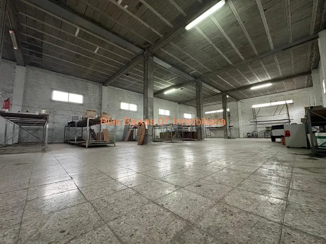 REF 7058 LOCAL COMERCIAL 600 M2 CON ENTRADA PARA CAMIONES (V - foto 5