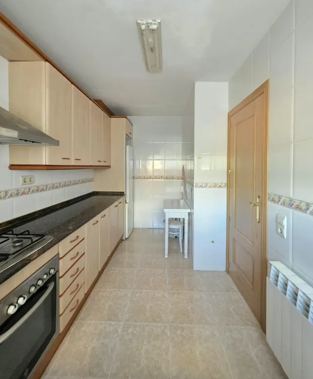 Chalet esquinero adosado en Vilafortuny — 19