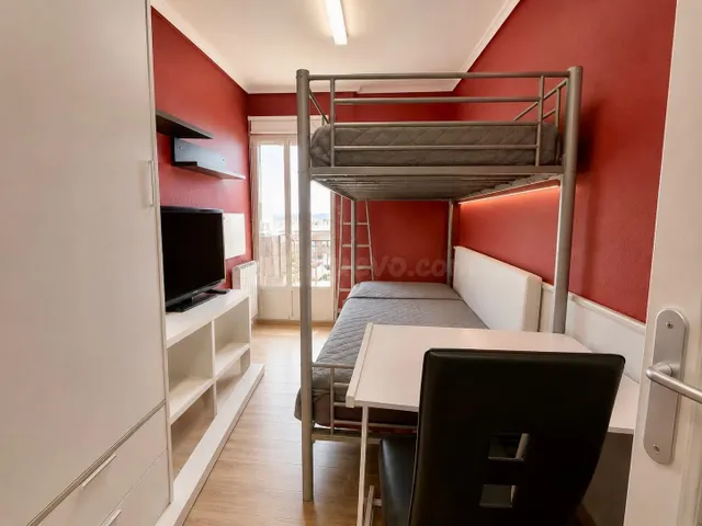 Piso exterior con balcón perimetral, domótica y posibilidad  - foto 5