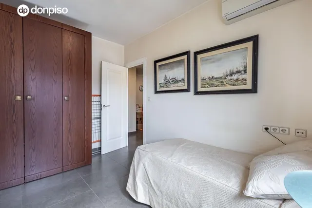 LUMINOSO PISO EN PLANTA ALTA EN ZONA FÍGARES — 11