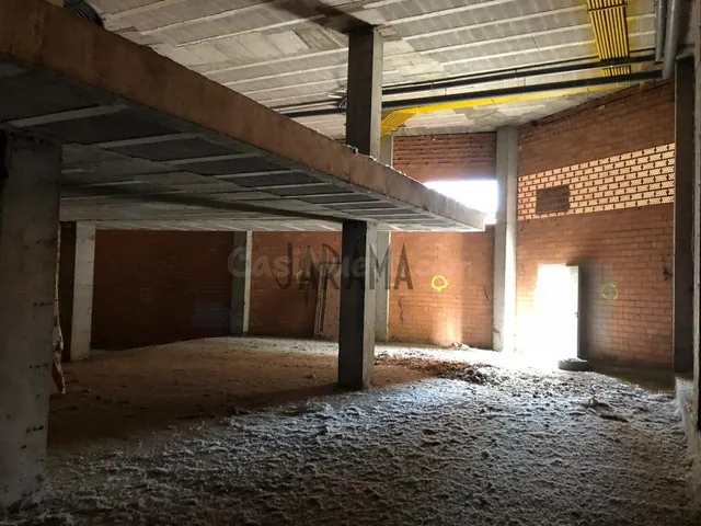 Local comercial en Avenida Santa Ana - foto 2