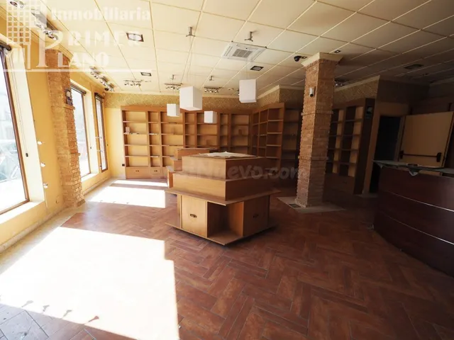 LOCAL EN EL CENTRO DE TOMELLOSO POR 115.000 € - foto 3
