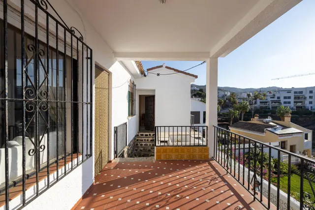 Chalet independiente en Taramay, Almuñécar — 2