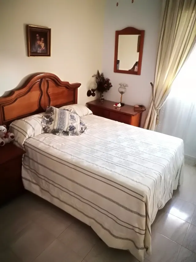 Piso Zona La Costilla — 25