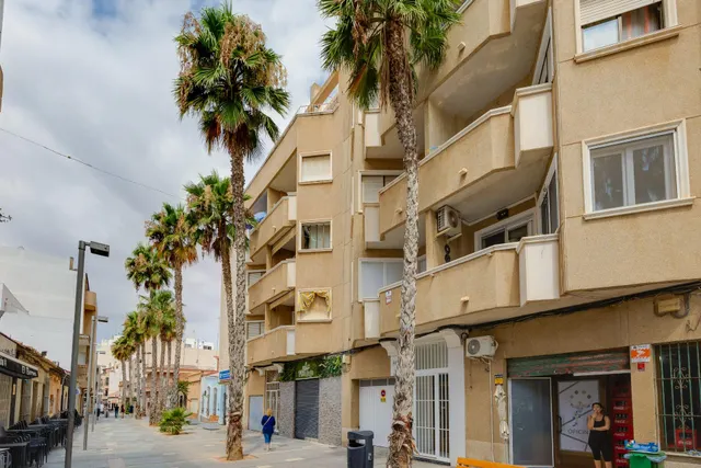 APARTAMENTO DE 3 DORMITORIOS 1 BAÑO 1 ASEO EN TORREVIEJA (PLAYA DEL CURA) — 10