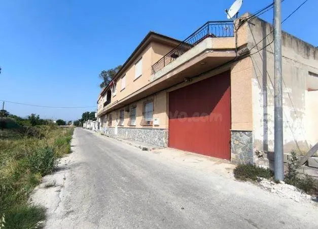SE VENDE casa adosada OKUPA en C REGUERON 155 de Murcia - foto 3