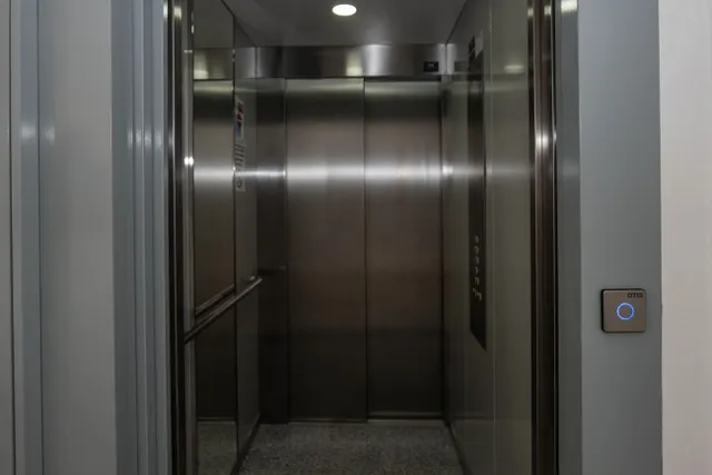 Ático 2 habitaciones 70m² en venta - Zona Pueblo — 40