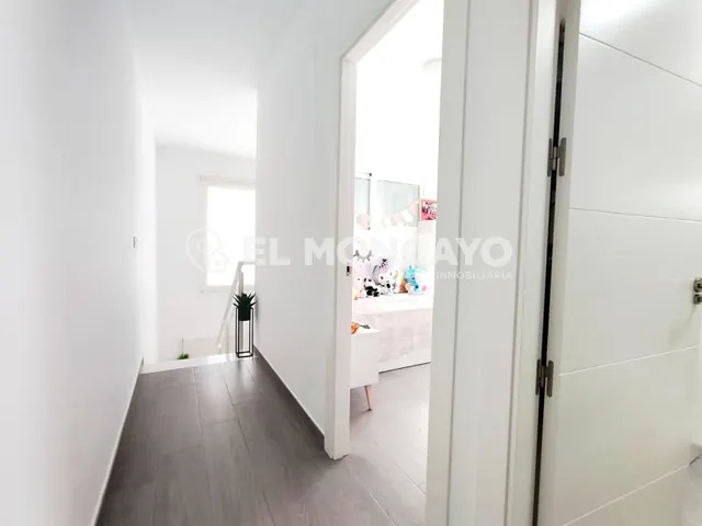 Fantástico chalet independiente con piscina privada en Gran Alacant, Alicante, Costa Blanca — 14