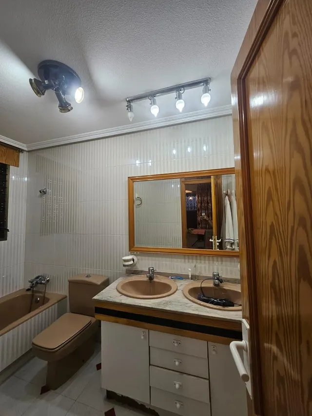 ESPECTACULAR CHALET EN PRIMERA LÍNEA DE PLAYA — 25