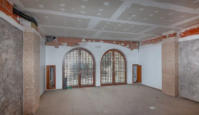 Local comercial 1861m² en venta - Nuevo bunol