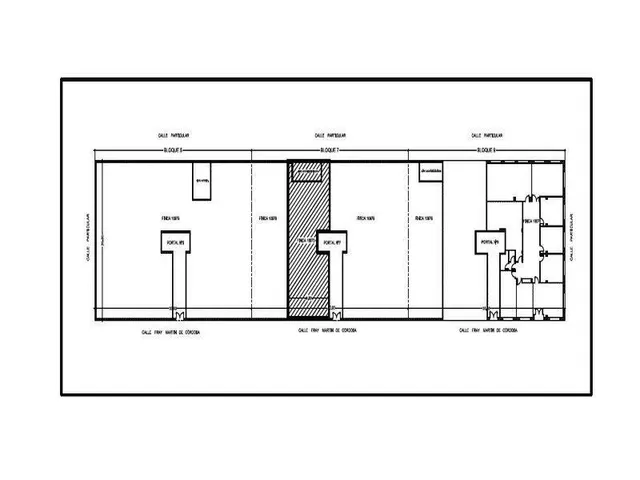 LOCAL DE 1.518 M2 — 10