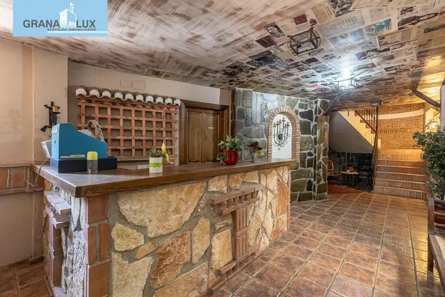 EN VENTA HOTEL Y RESTAURANTE LOS PINILLOS — 37