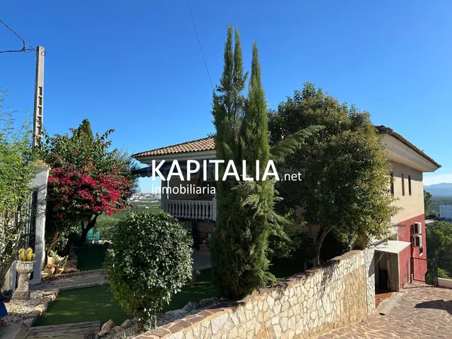 Chalet en VENTA en Monte Júcar, Alberic, con piscina, jardín, garaje y 315 m2 construidos — 4