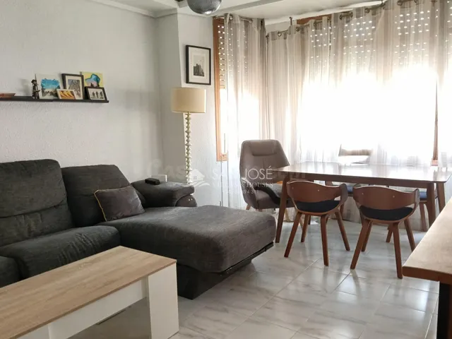 SE VENDE PRIMER PISO EN ASPE EN BUEN ESTADO - foto 2